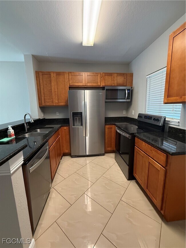 Building Photo - 8555 Bernwood Cove Loop