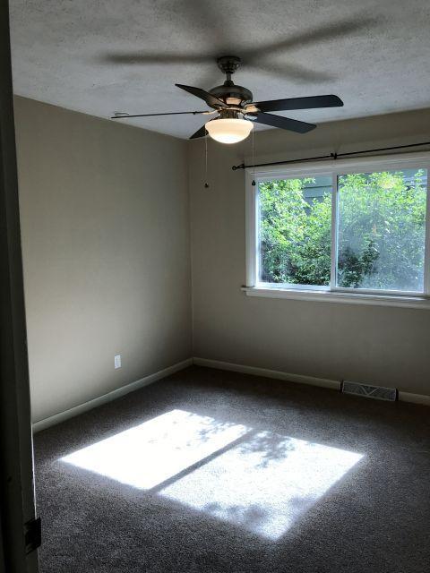 Building Photo - 3 bedroom in Billings MT 59102