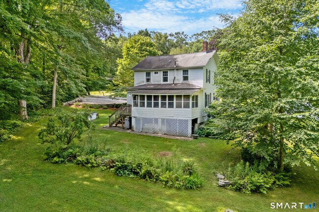 Building Photo - 158 Lewis Hill Rd