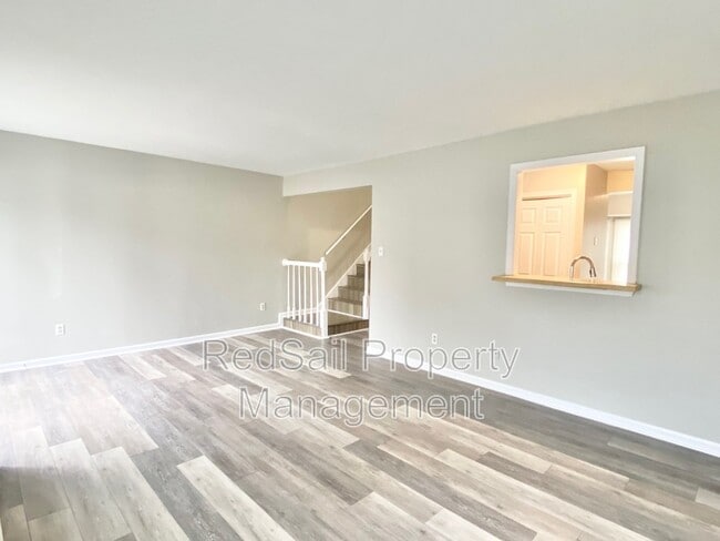 Building Photo - 5612 Picadilly Ln