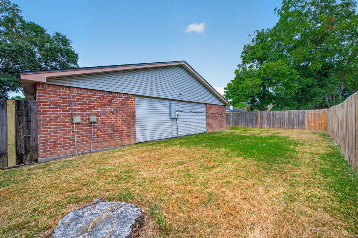 Building Photo - 22803 Carter Moir Ln