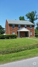 Building Photo - 2066 Iowa St