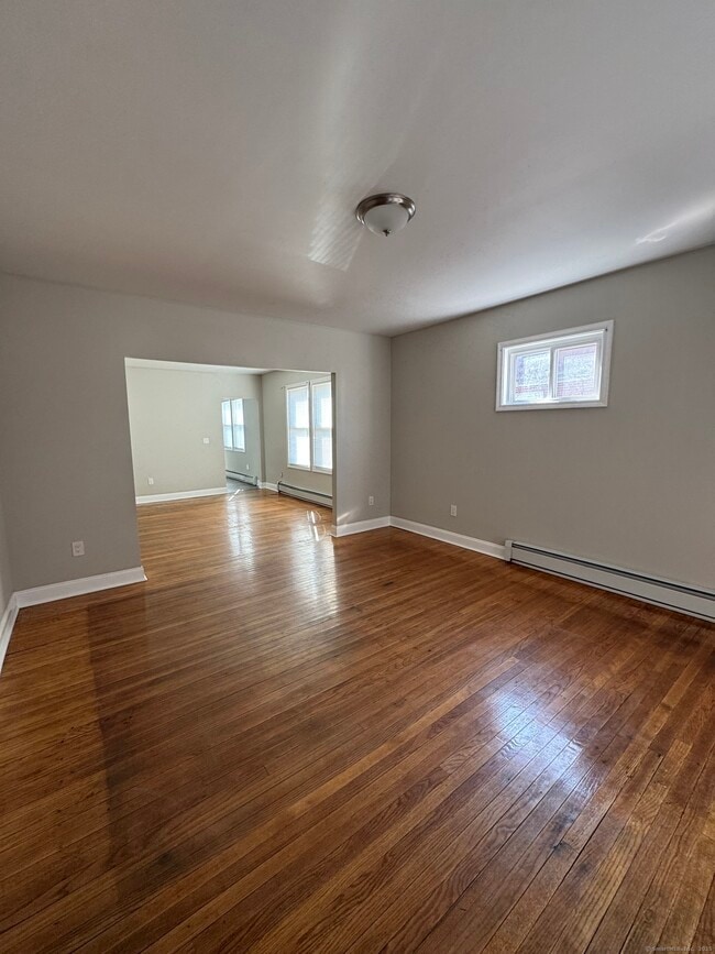 Building Photo - 30 Milford St