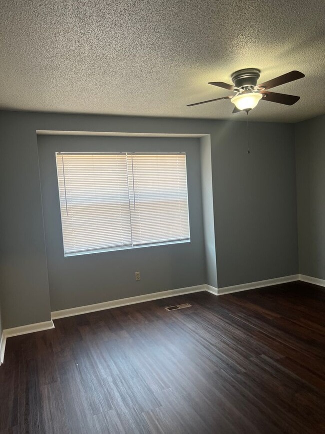 Building Photo - 108 Ridgeway Dr