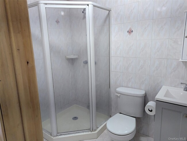 Building Photo - 38 3rd St