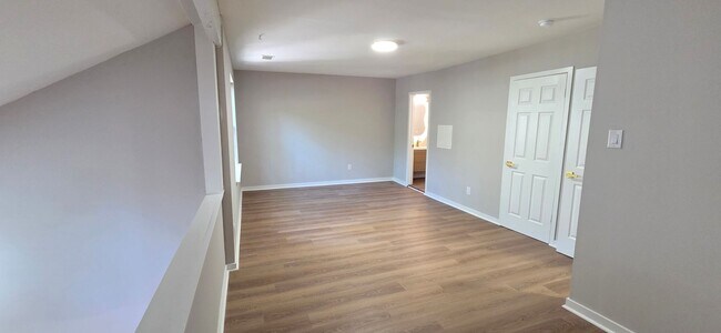 Building Photo - 620 Jaeger Ct