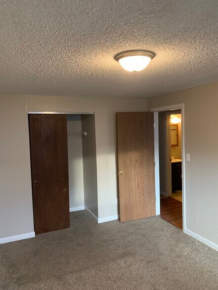 Building Photo - 3868 Imperial Way