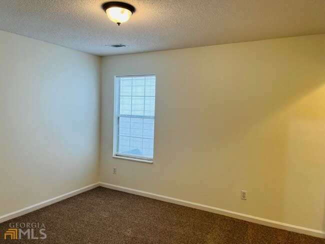 Building Photo - 4037 Ravenwood Ct