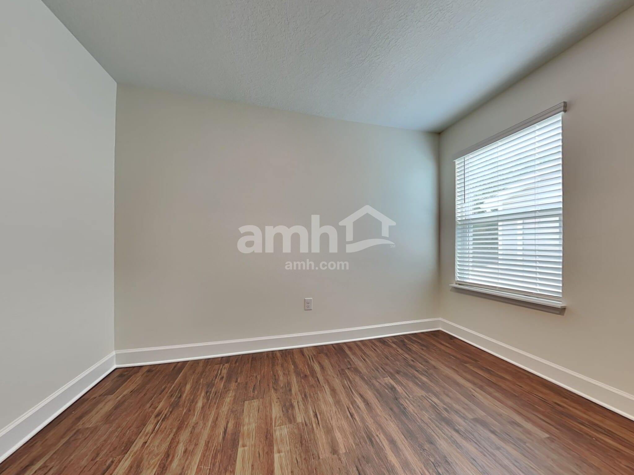 Building Photo - 1073 Walden Pond Dr