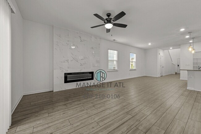 Building Photo - Brand New 5 Bedroom Home with a Master Bed...