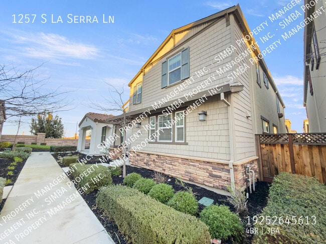 Building Photo - 1257 La Sera Ln