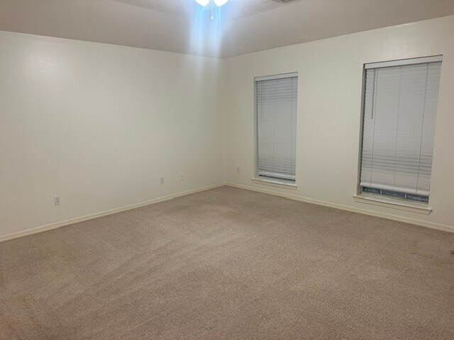 Building Photo - 1030 Forestburg Dr