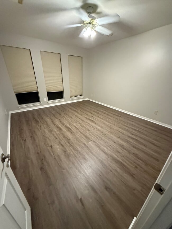 Building Photo - 122 Crystal Reef Dr