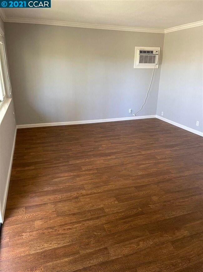 Building Photo - 1150 Lincoln Ave