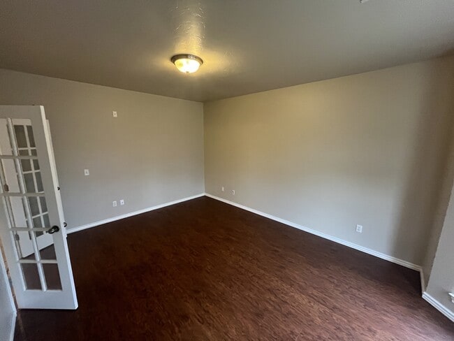 Building Photo - 2321 SW 94th St