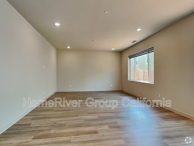 Building Photo - 3445 Cantor Dr
