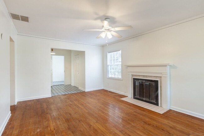 Building Photo - Spacious 3bd/2ba w/ Large Backyard & Close to ATL Beltline!