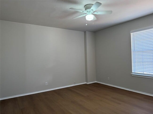 Building Photo - 16702 Tomcat Dr