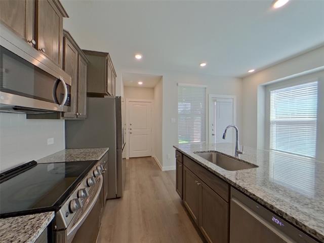 Building Photo - 2536 Finch Holw Dr