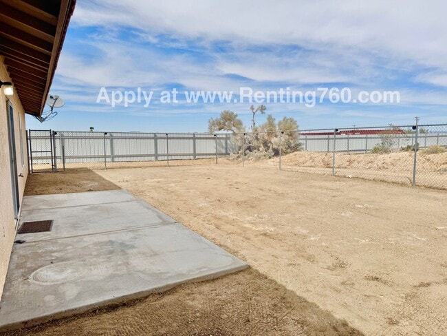 Building Photo - Rare and Spacious 4 Bedroom Indian Cove Home with Solar Panels!