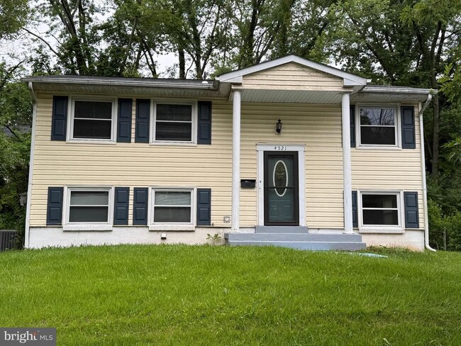 Primary Photo - 4521 Edinburg Dr