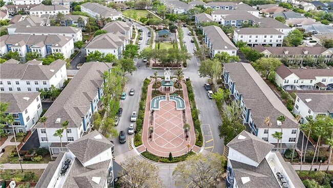 Building Photo - 9739 Meadow Field Cir