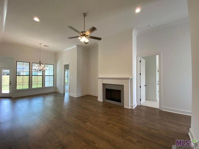 Building Photo - 30156 Sanctuary Blvd