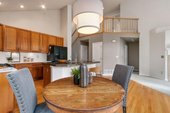 Building Photo - 8100 Lighthouse Ln