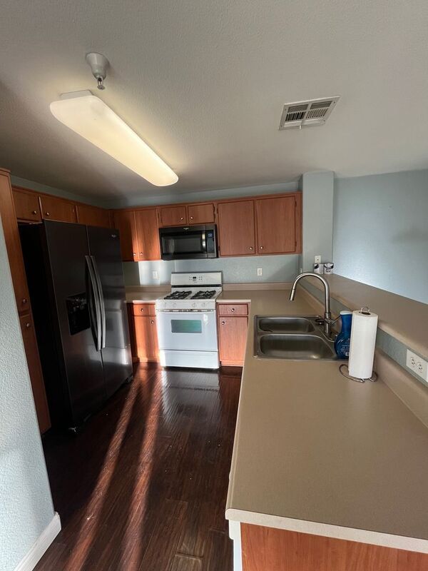 Building Photo - 44740 Adam Ln