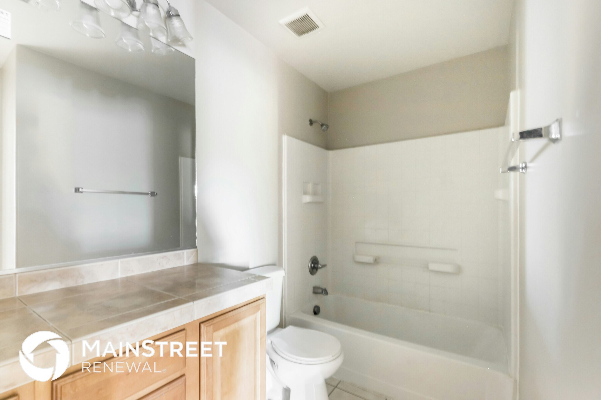 Building Photo - 8044 E Judicial St