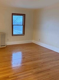 Building Photo - 59 Mullen St