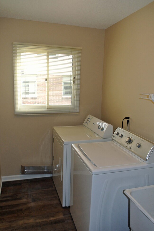 Laundry Room Washer/Dryer - 31455 Merriwood Park Dr