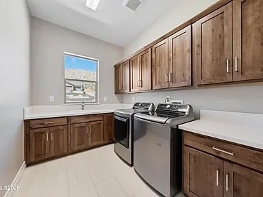 Building Photo - 3701 Cherokee Dr