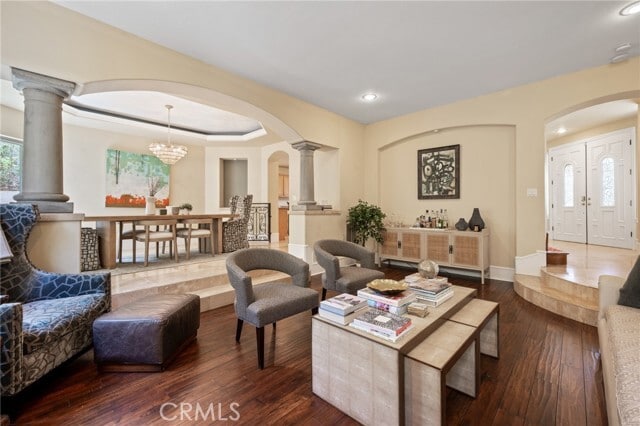 Building Photo - 3210 N Ardmore Ave