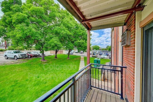 Building Photo - 5995 W Hampden Ave