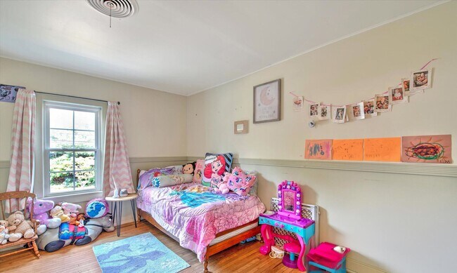 Building Photo - 3BR Jackson Home Available Now