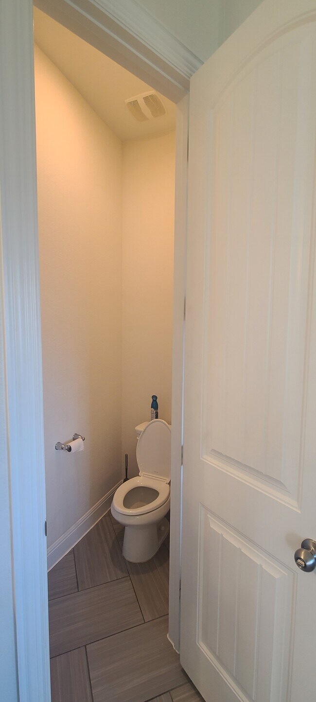 Building Photo - 5801 Antioch Cv