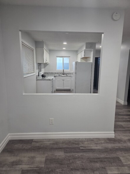 Building Photo - 8000 NE Hwy 99