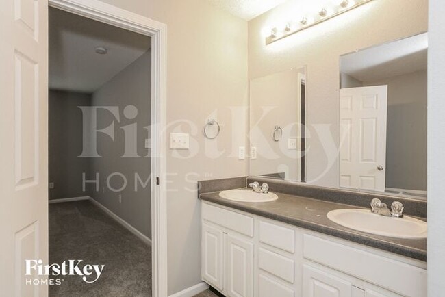 Building Photo - 8053 Grove Berry Drive