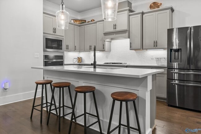 Building Photo - 310 Hay Rake Dr