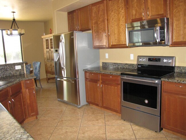 Building Photo - COMING SOON!!! Located in Vail Az  on a premium elevated lot!!