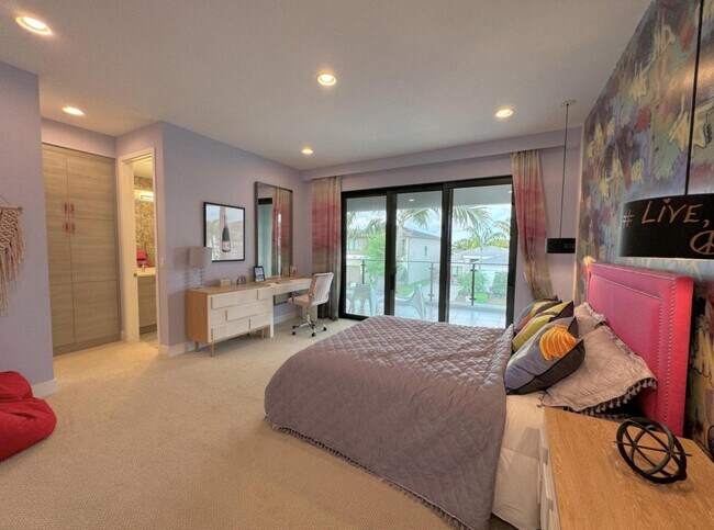 Building Photo - 17299 Pagoda Palms Dr