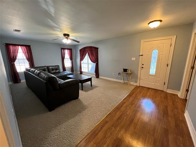 Building Photo - 1825 Glenway Dr