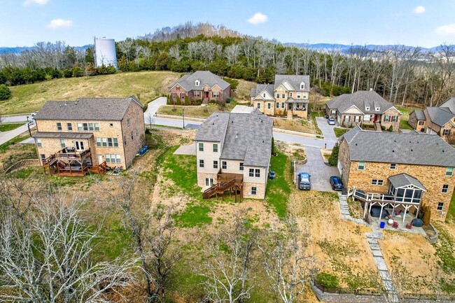 Building Photo - 6794 Falls Ridge Ln