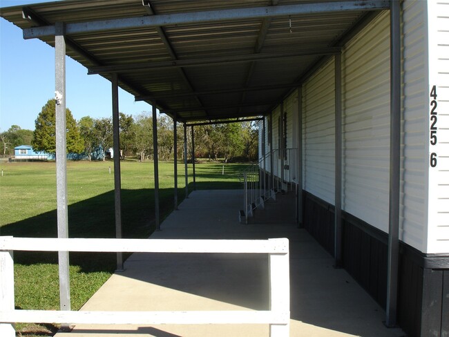 Building Photo - 4225 Wells Dr