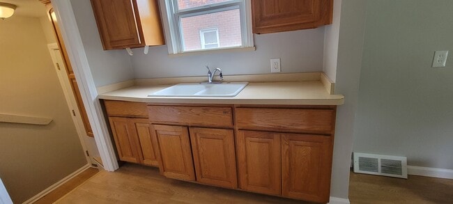 Building Photo - 4404 Marseilles St