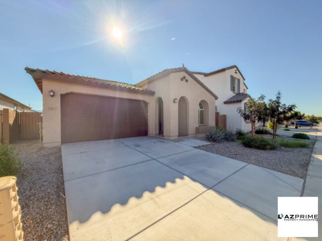 Primary Photo - Stunning 4/3 Phoenix Solar Home Near South Mountain!