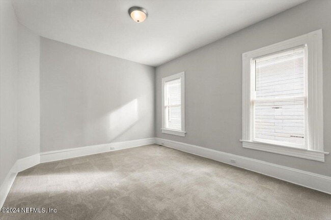 Building Photo - 1950 Redell St