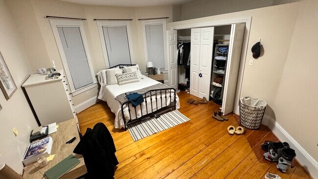 Building Photo - 16 Gould Ave