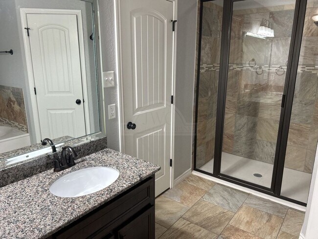 Building Photo - 1604 Granex Dr